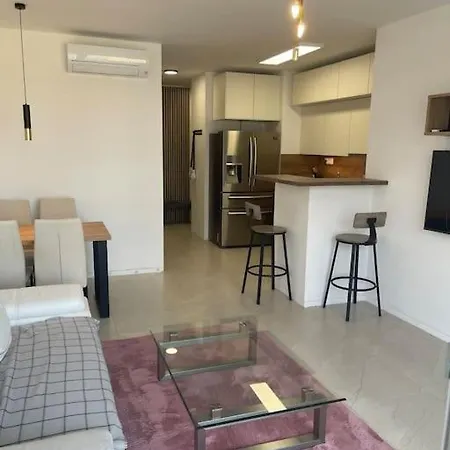 Appartement Novy, Moderny, Unikatny Byt V Ba Janíkov