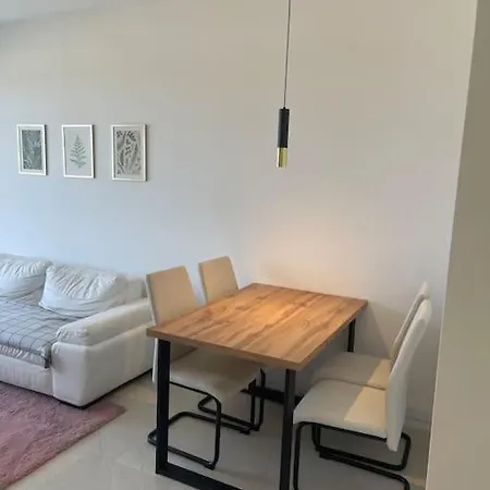 Appartement Novy, Moderny, Unikatny Byt V Ba *